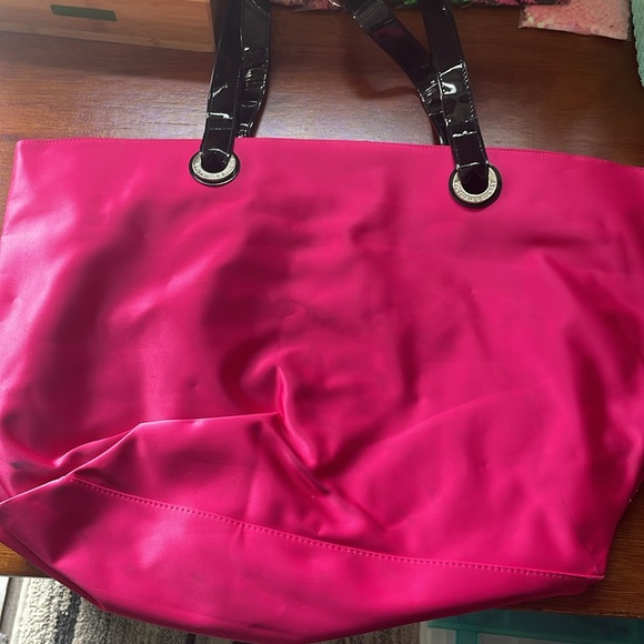 Victoria’s Secret bag - Picture 2 of 7